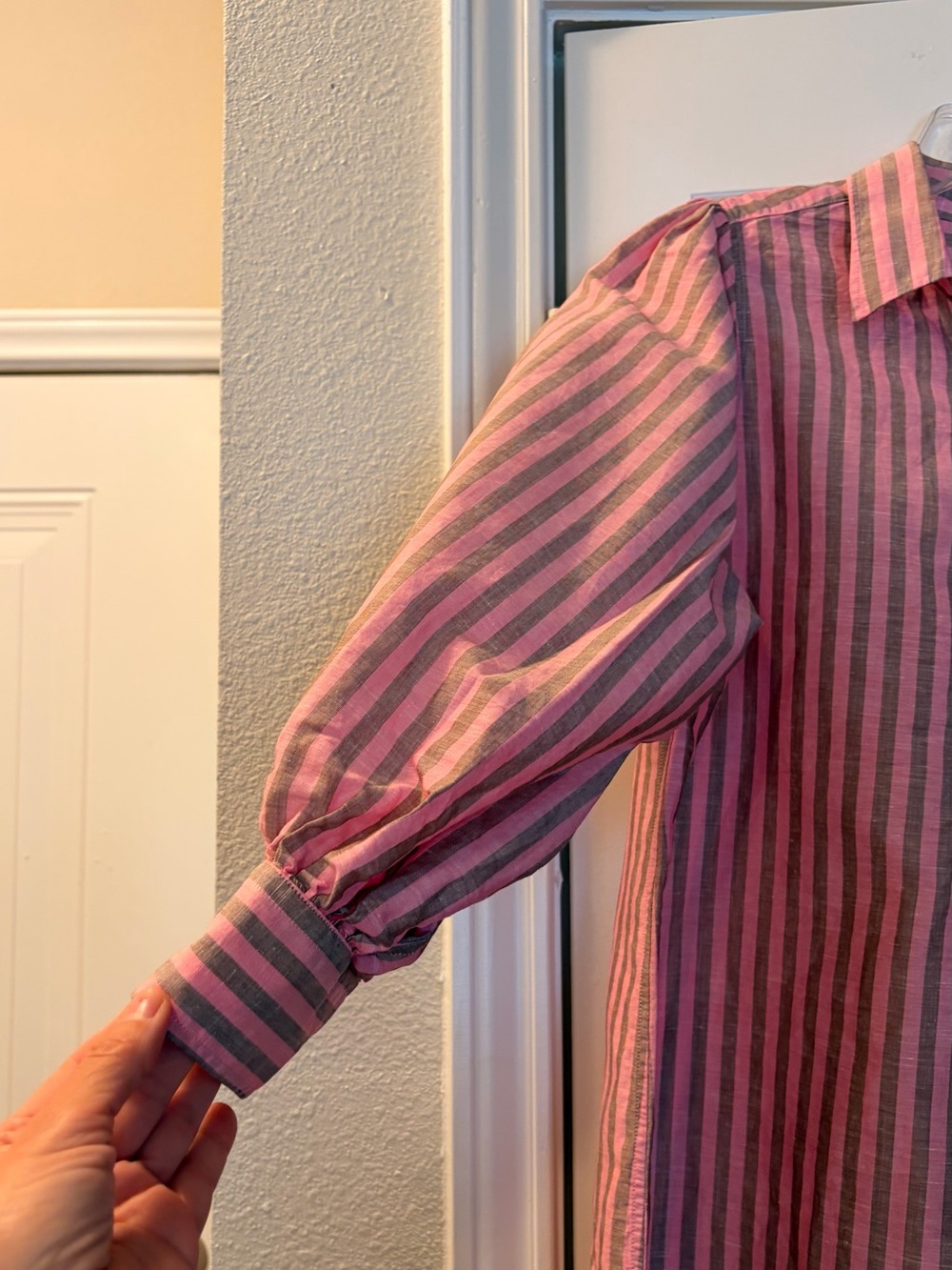 ANN MASHBURN Pink and Gray Striped Linen/Cotton Shirt - Picture 3 of 10